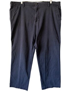 Dockers Classic Fit Work Pants Mens Size 42x30 Straight Leg Chino Navy Blue